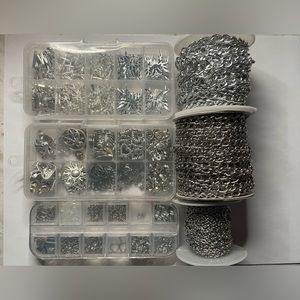 Jewelry making kit 🤍⛓️